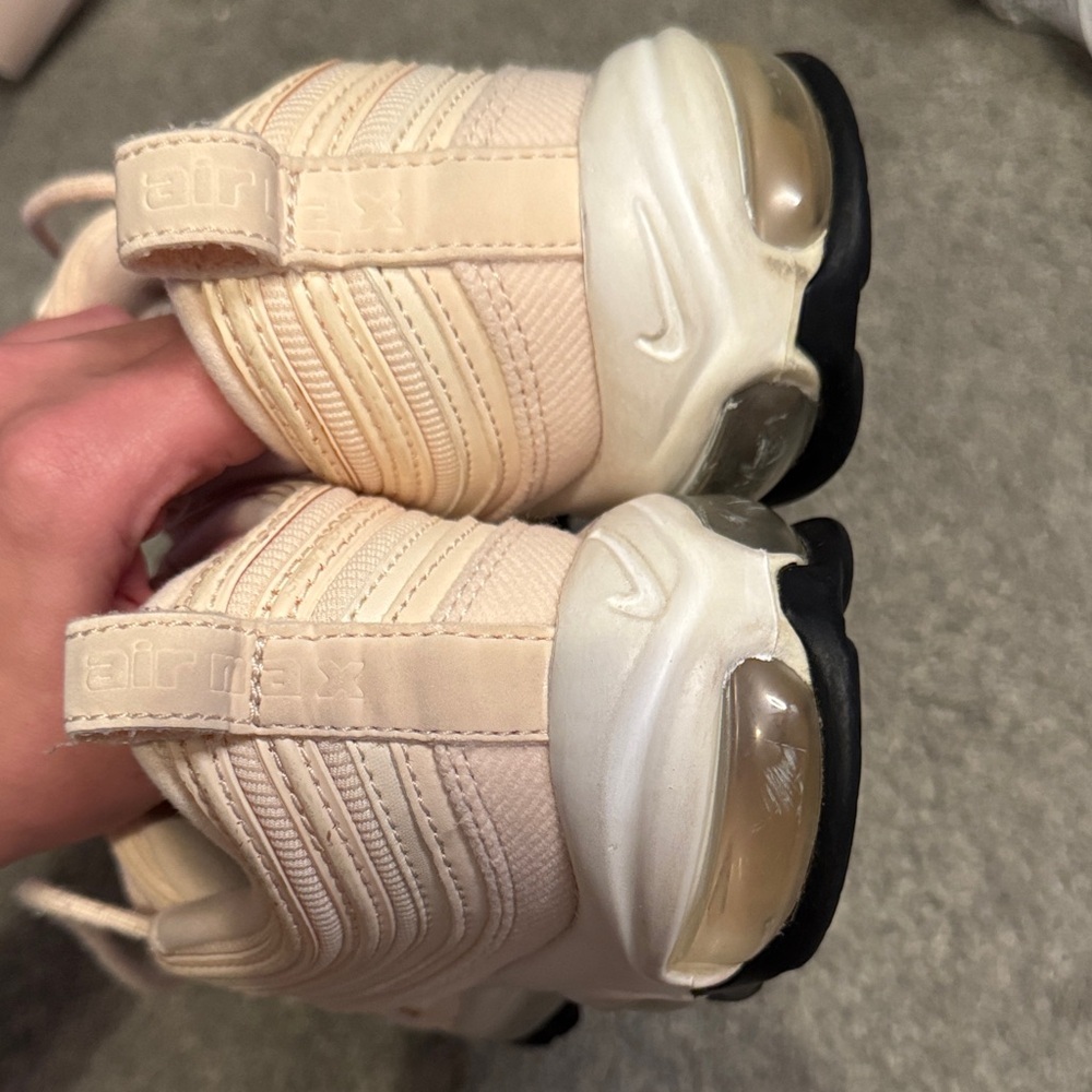 Nike Women's Sneakers in Light Pink - Picture 5 of 10